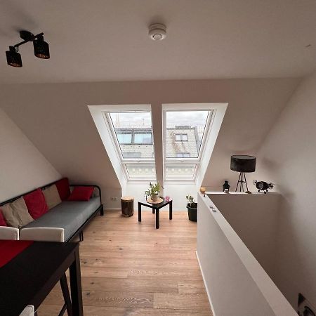 Tina´s Apartment Wina Bagian luar foto
