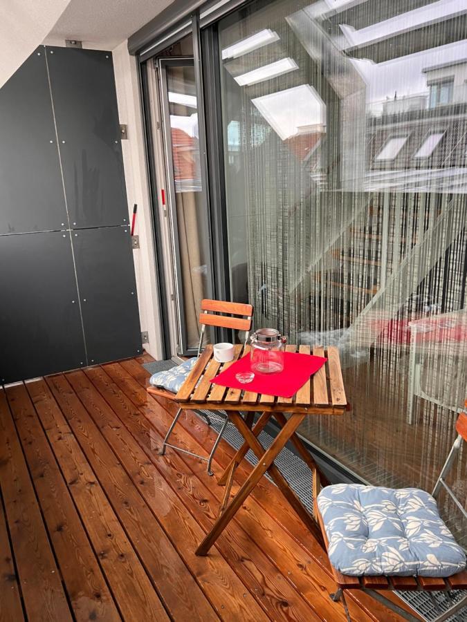 Tina´s Apartment Wina Bagian luar foto