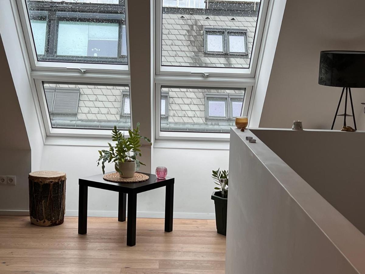 Tina´s Apartment Wina Bagian luar foto