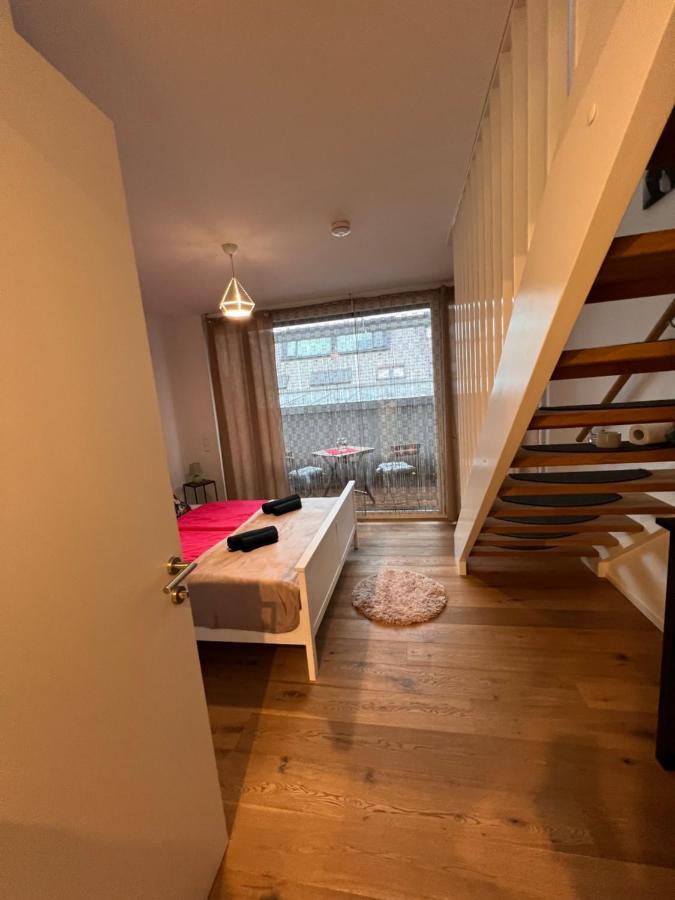 Tina´s Apartment Wina Bagian luar foto