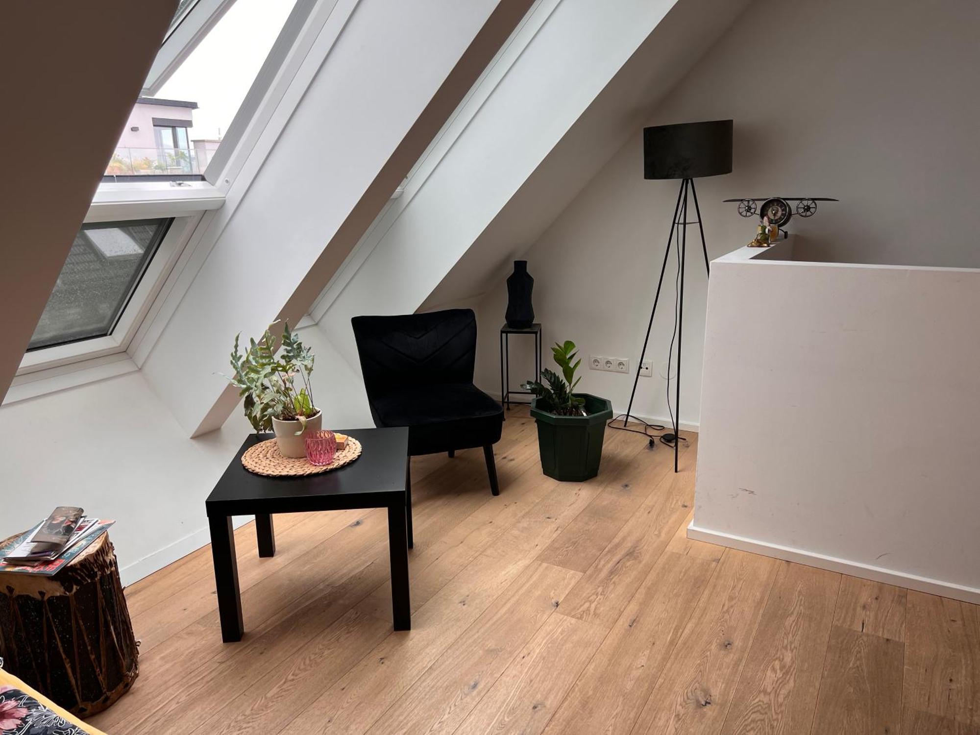 Tina´s Apartment Wina Bagian luar foto